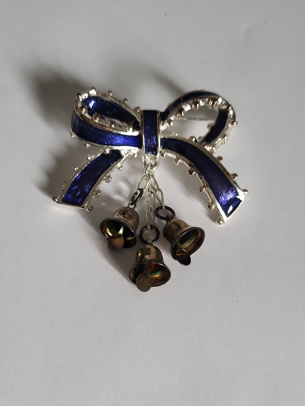 Festive Cobalt Blue & Silver Tone Christmas Bow Ribbon Brooch Jingle Bell